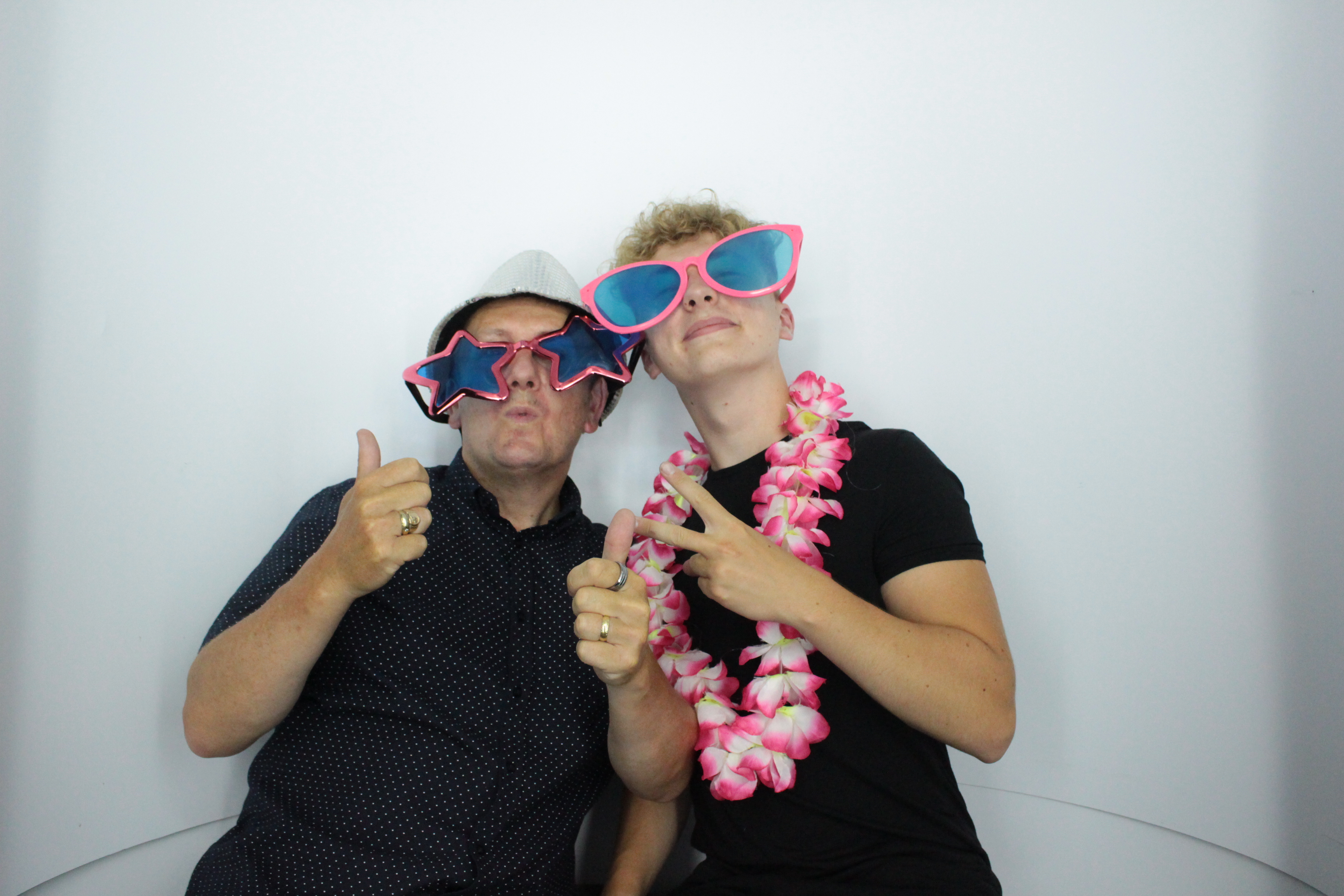 Martin & Colleen’s Joint 50th | View more photos from the event at gallery.myphotoboothexperience.co.uk/u/MyPhotoBoothExperienceLtd/Martin-Colleen’s-Joint-50th